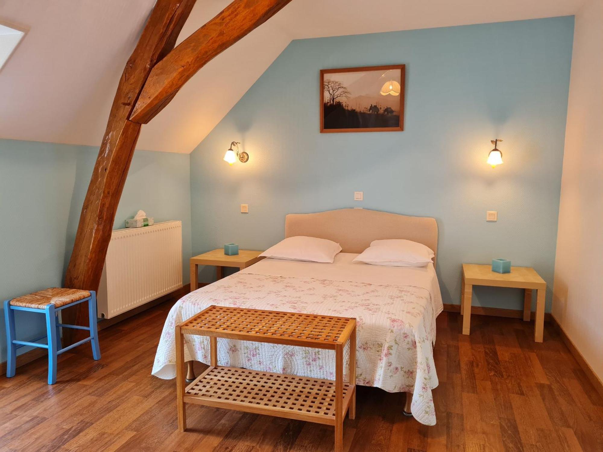 Ferme Renovee Au Calme - 4 Chambres, Petit-Dejeuner Inclu - Fr-1-590-450 Cravant  Екстериор снимка